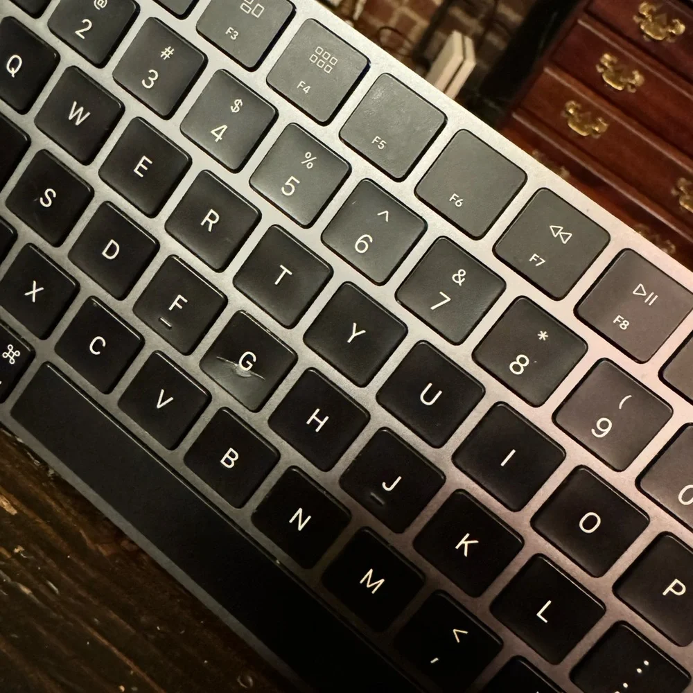 Apple Magic Keyboard. Black and Grey.